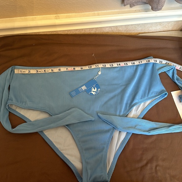 Cupshe Swim Cupshe Plus Size Bikinis Botton Womens Strawberry Field